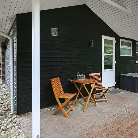 Vakantiehuis Two-bedroom Holiday In 27 Blåvand